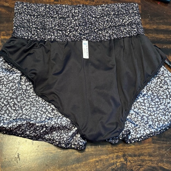 Free People FP Movement The Way Home High Rise Gray Printed Shorts Size S - Picture 12 of 12
